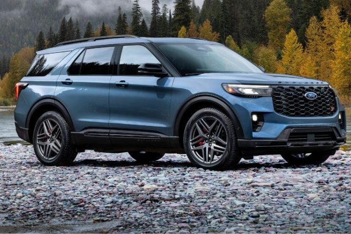Since the debut of the Ford Explorer nameplate more than 30 years back, the car has continued to ripen and has invariably been among the best-selling midsize, four-door SUVs in the US market.