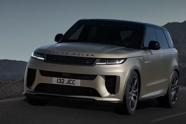 There's been a craze in SUV design recently, and it's seen across the world: SUVs are more prominent, boxier, and more luxurious; brands from Kia to Hyundai and Chevrolet are hopping on the boxy-look bandwagon.